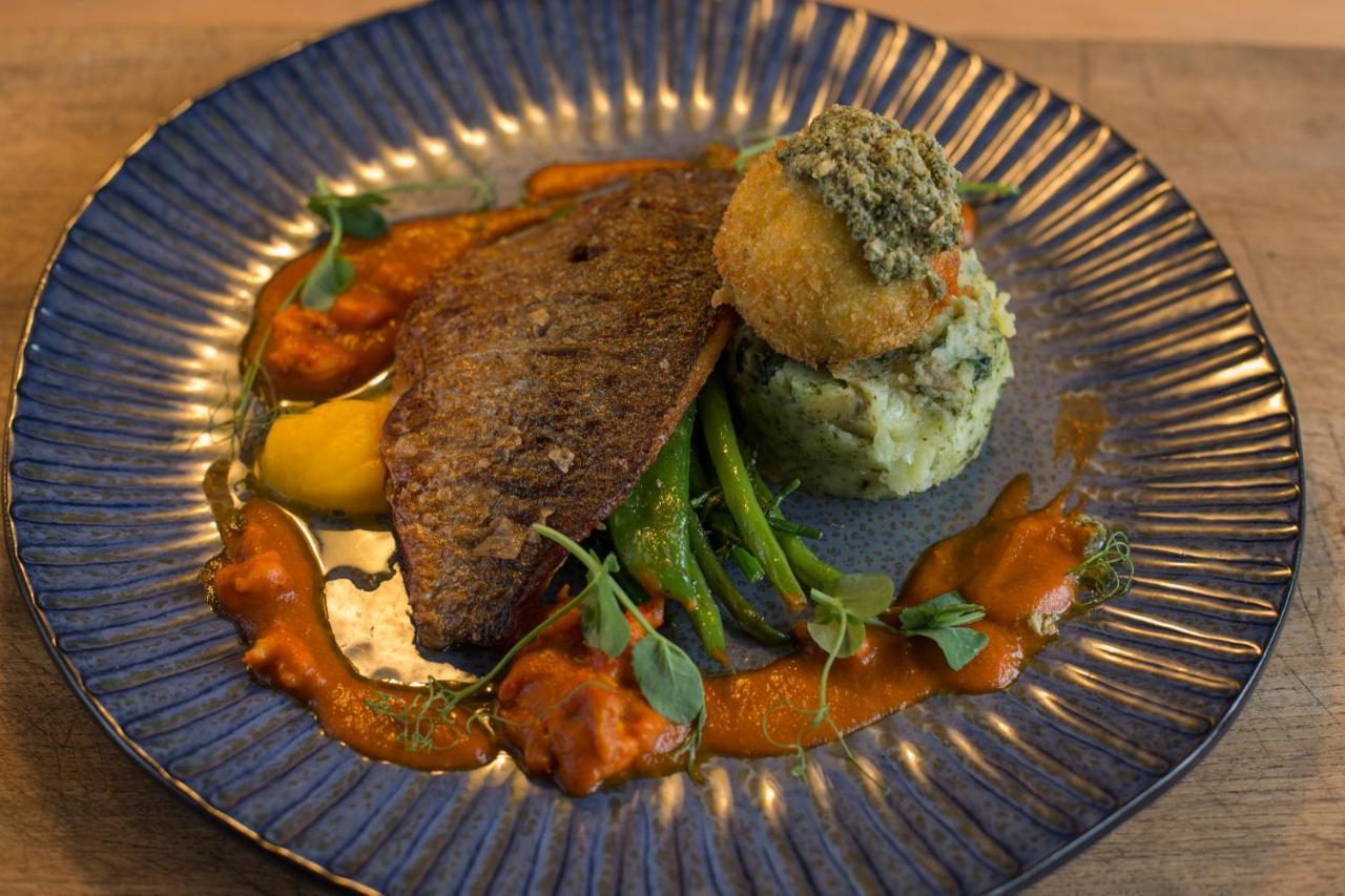 The Cott Inn Totnes Eksteriør billede